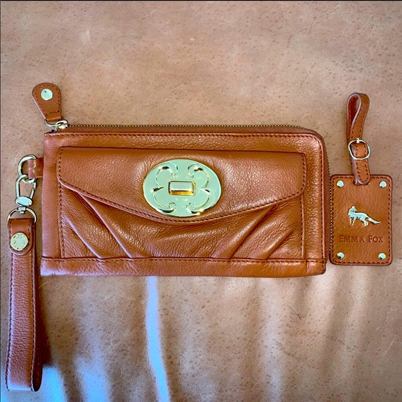 Emma Fox Handbags - EMMA FOX Tan Leather Wristlet Wallet & Luggage Tag